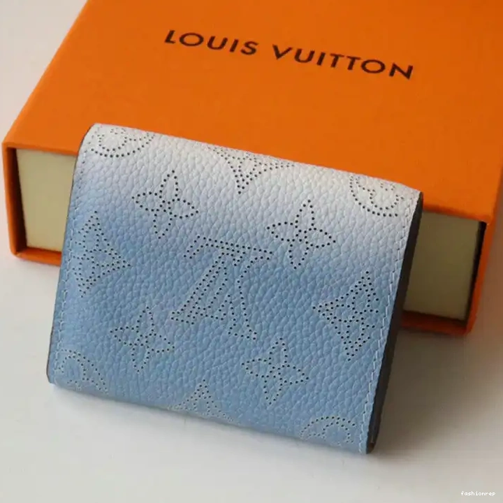 Fashionrepsfam ru 2106DJ0048 LV Bags 0614